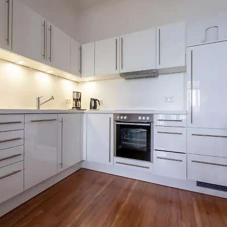 Strandvillen - Mit Meerblick, 1 Schlafzimmer Und Balkon Sv-757 *